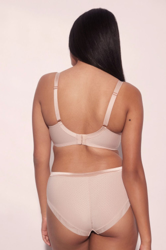 Телесный бюстгальтер Diamante на косточках фото 6