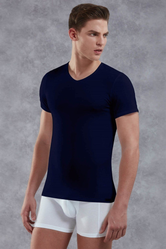 Классическая мужская футболка Doreanse Essentials фото 5