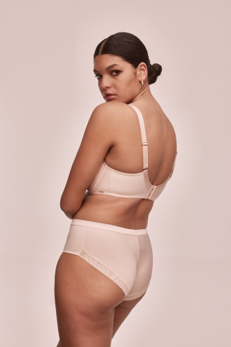 Телесный бюстгальтер Diamante на косточках фото 3