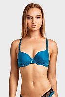 Бюстгальтер с формованной чашкой на поролоне